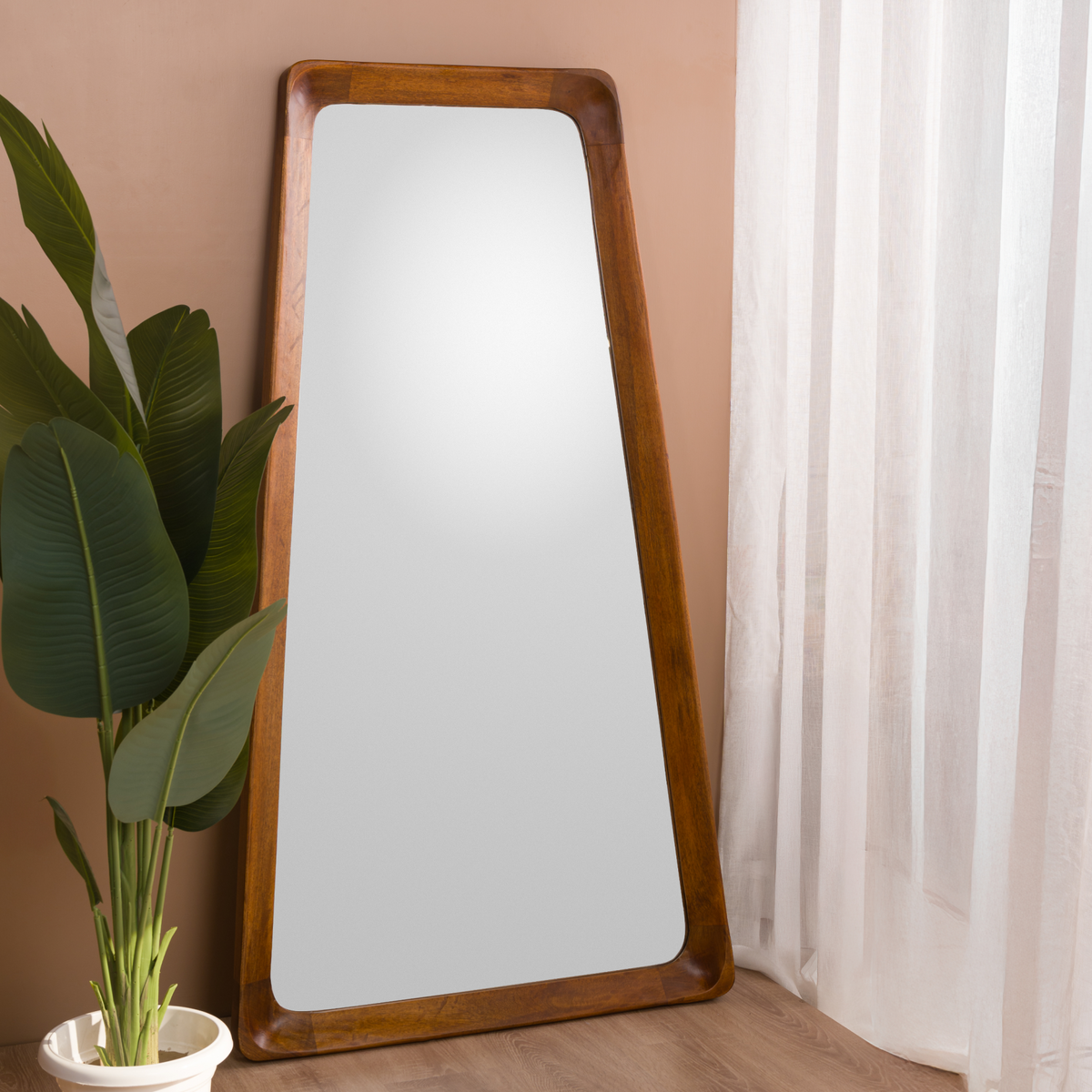 Monumental Sculpt Mirror