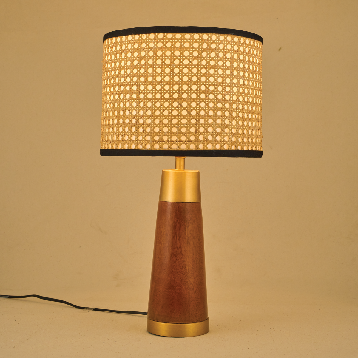 Mango Wood Table Lamp, Natural Rattan Shade  – A Masterpiece of Elegance from the RIO Collection